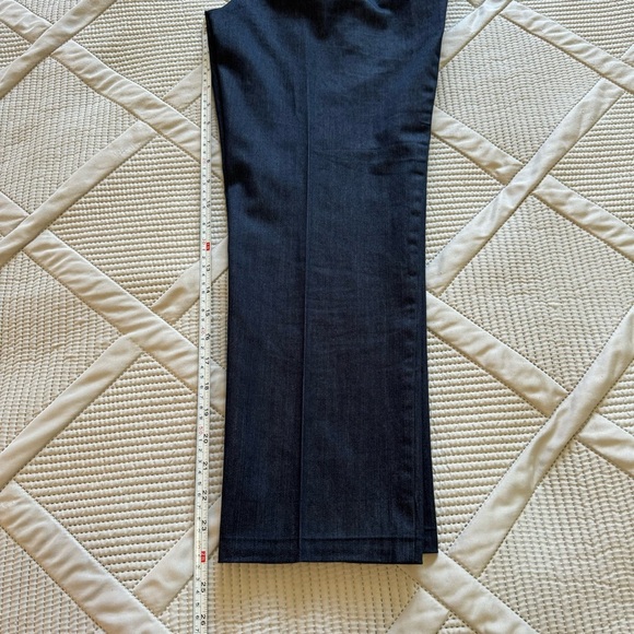 New York & Company Stretch Woman's Cropped Pants Dark Chambray Sz 4 - Picture 4 of 10